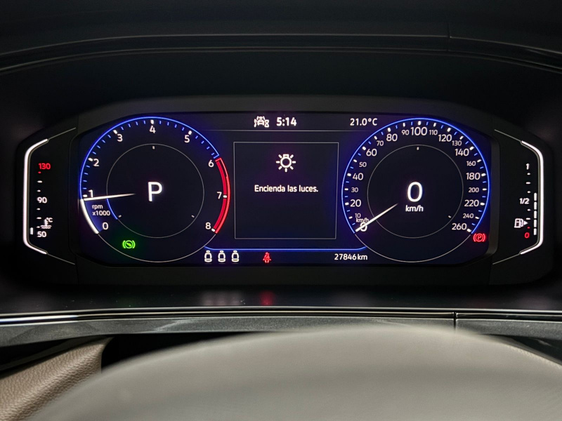 Volkswagen Taos  5 pts. Highline Black, 1.4T, 150 HP, TA, piel, f. led, TP, rieles en techo, RA-18 2022